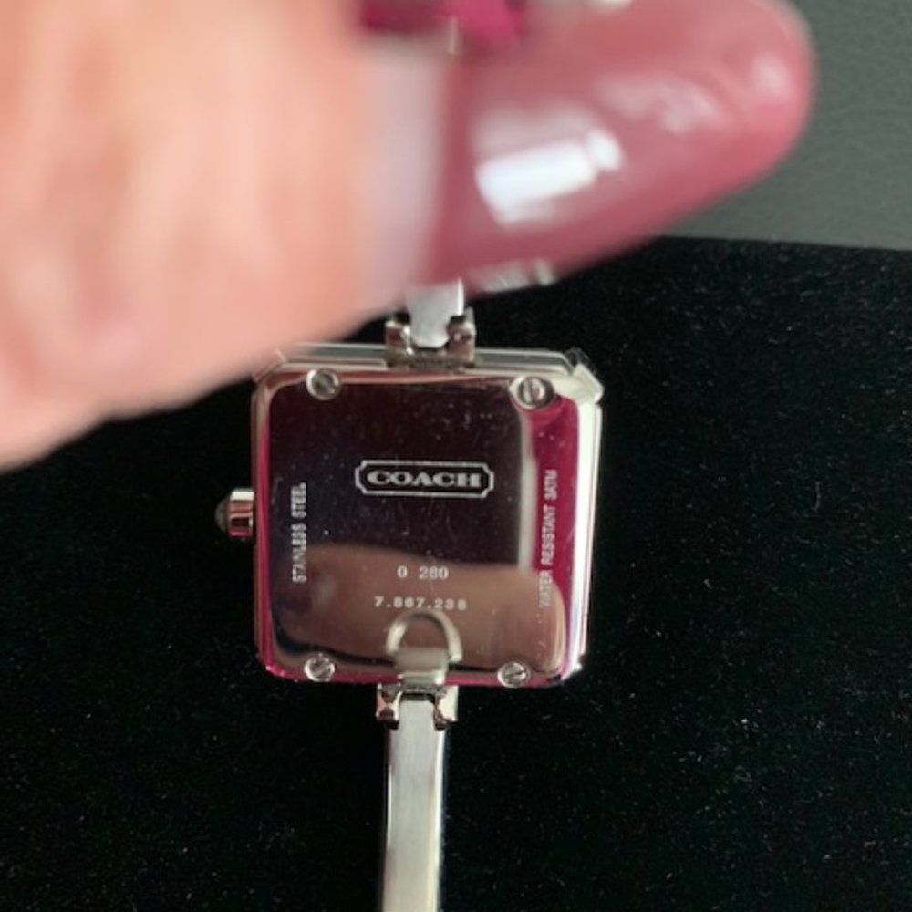 Coach Watch - Picture 3 of 3
